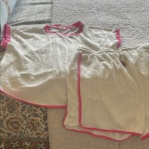 entro Cream Lounge Set with Pink Trim Accents